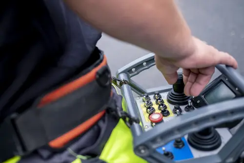 Kanalreinigung mit professioneller Ausrüstung Kanalreinigung mit professioneller Ausrüstung